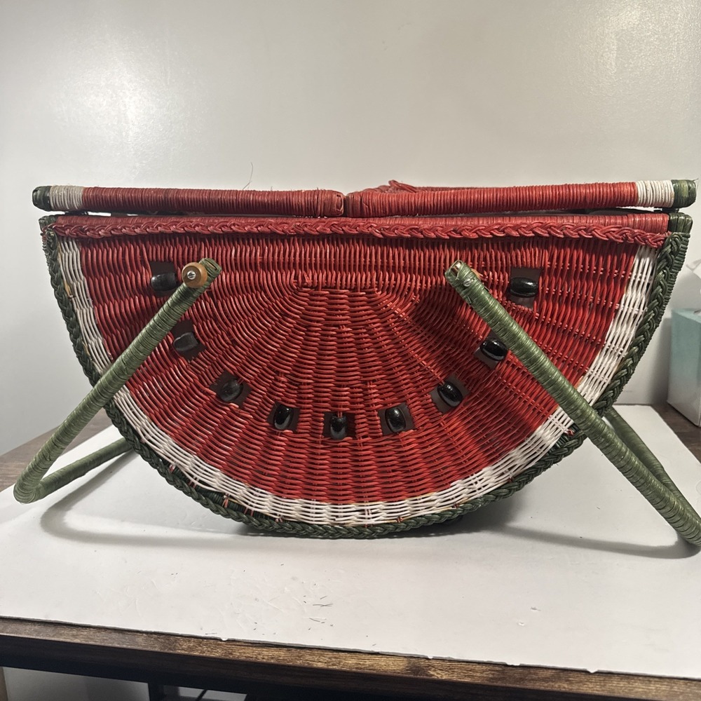 Vintage Wicker Picnic Basket Watermelon Wedge Shaped With 4 Full Place Settings‎
